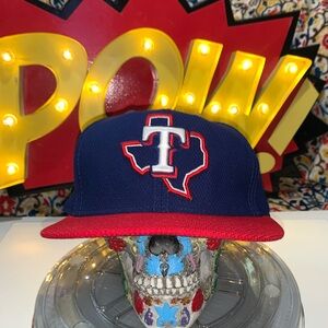 Texas Rangers MLB New Era 59FIFTY
Fitted 7 3/8
Official On Field Baseball Cap